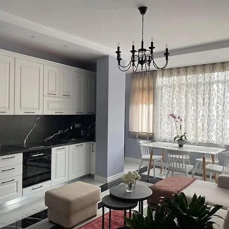 Apartament Ek *