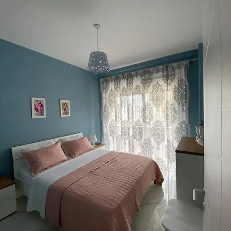 Apartament Ek *